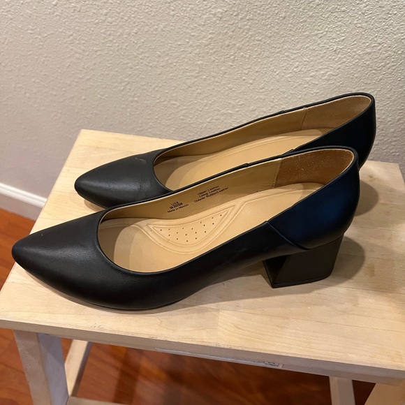 Nisolo Shoes - Nisolo heels - worn once! A modern, wearable dress shoe.